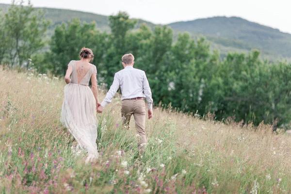 Unforgettable Elopement Photos for Your Unique Love Story